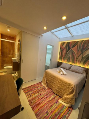 Charming studio just 2 blocks from Copacbana Beach